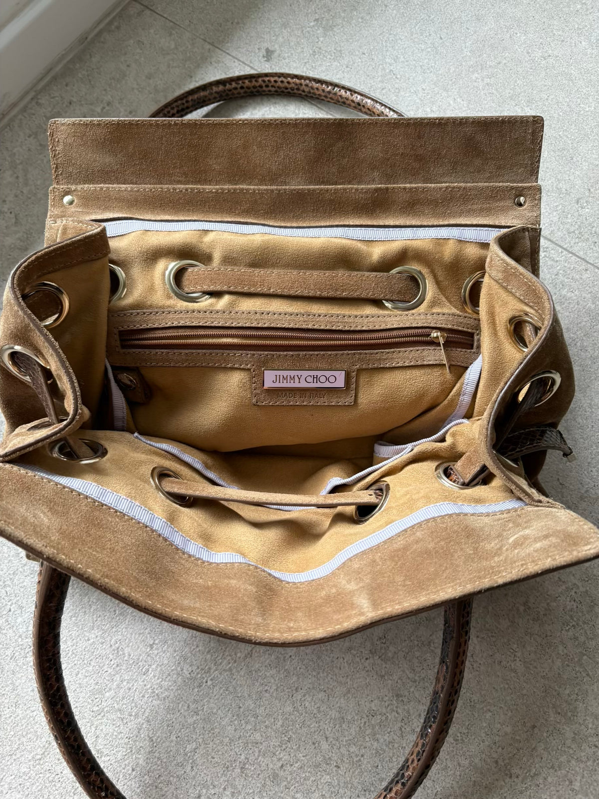 JIMMY CHOO. Bolso de mano en ante y pitón