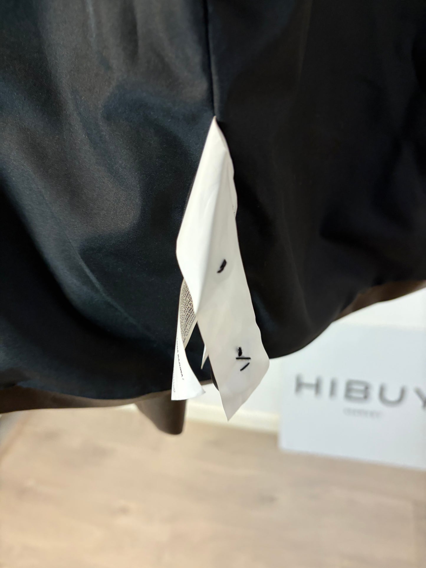 SFERA. Abrigo marrón efecto piel