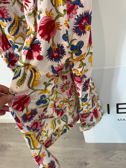 BUGANVILIA. Long white dress with red flowers, size 3XL