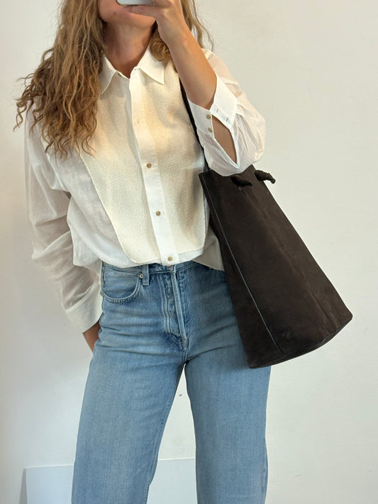 MASSIMO DUTTI. Bolso marrón nudo piel serraje