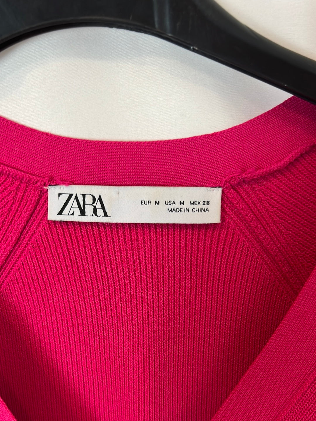 ZARA. Top/rebeca rosa punto T.m