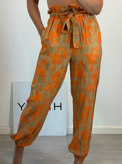 MAKSU. Two-tone fluid trousers Ts