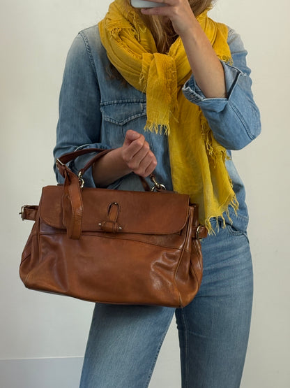 UTERQÜE. Bolso piel camel
