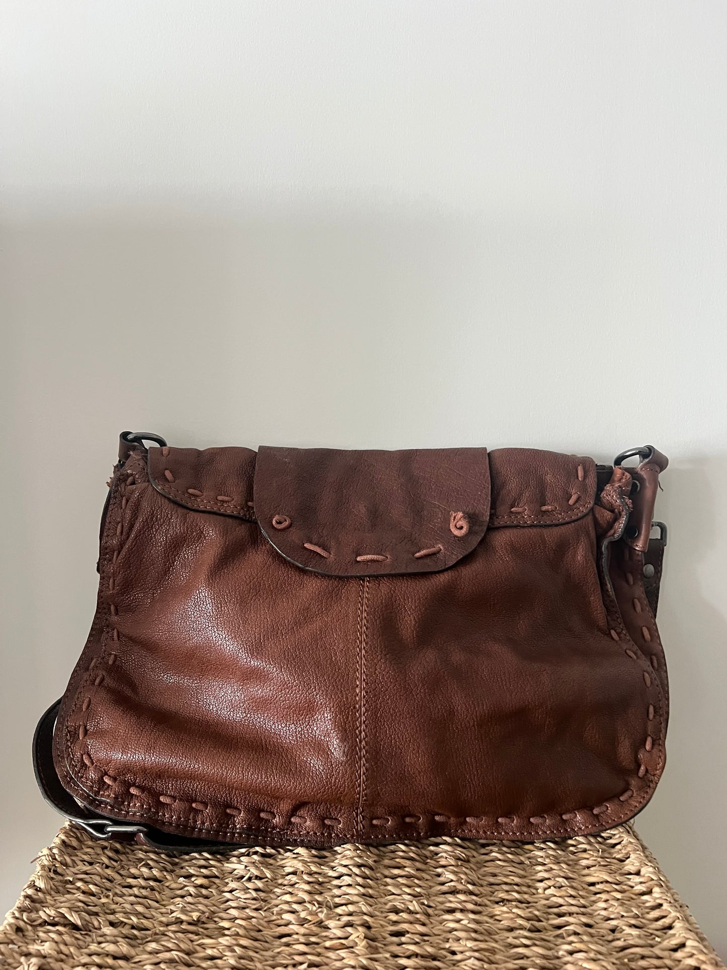ZARA. Bolso bandolera piel marrón