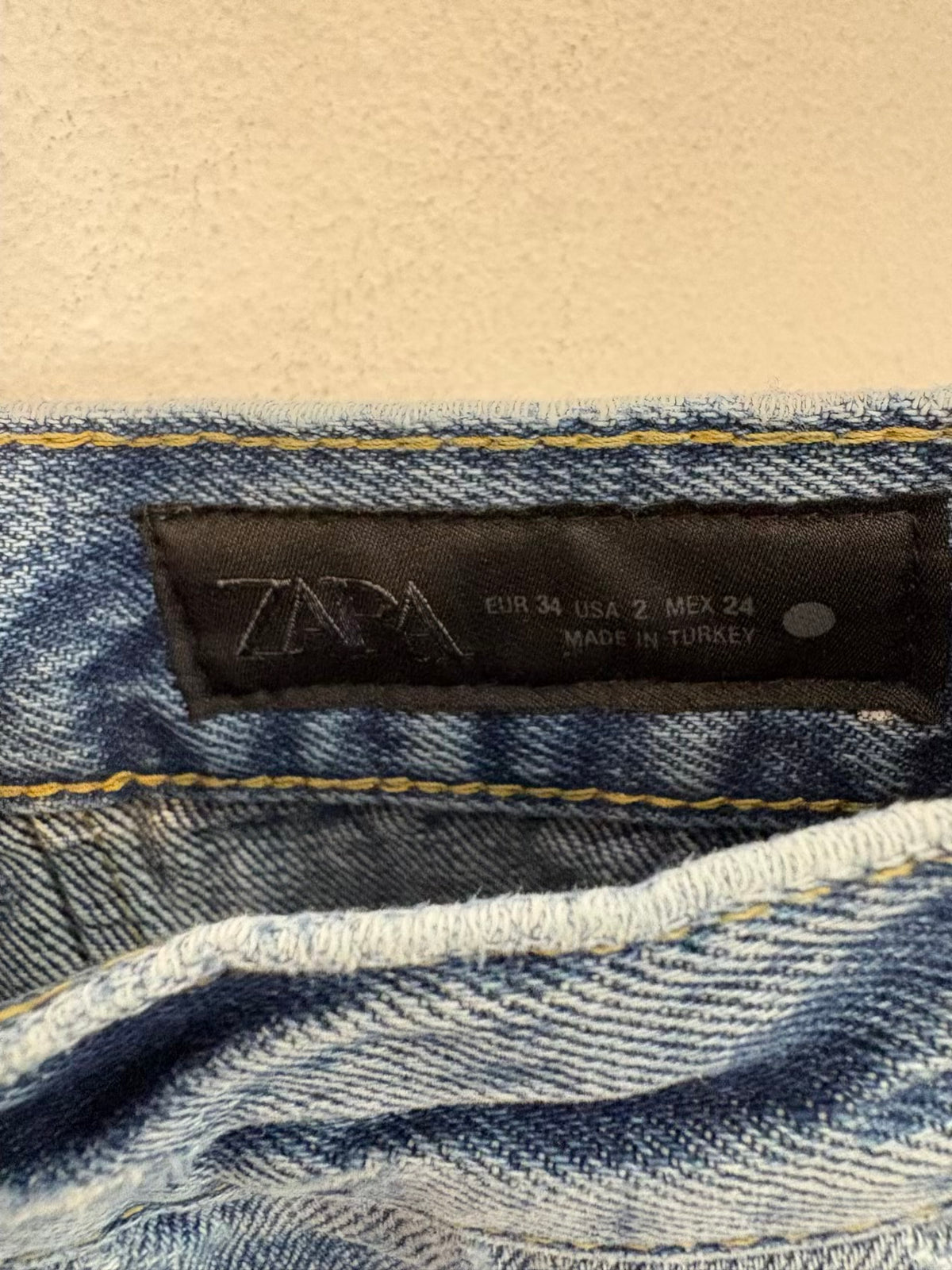 ZARA. Denim balloon lavado medio