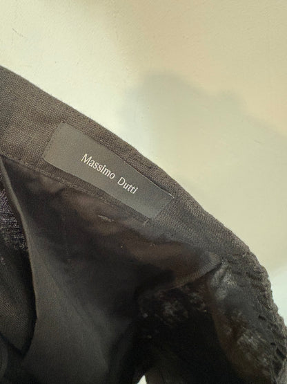 MASSIMO DUTTI. Bermuda lino en negro