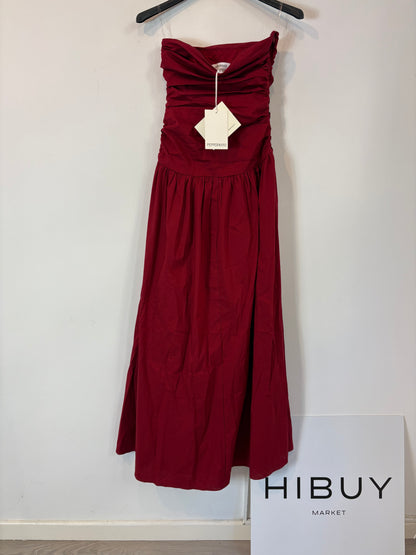 PEPPERMAYO. Vestido largo palabra de honor color vino. T XS