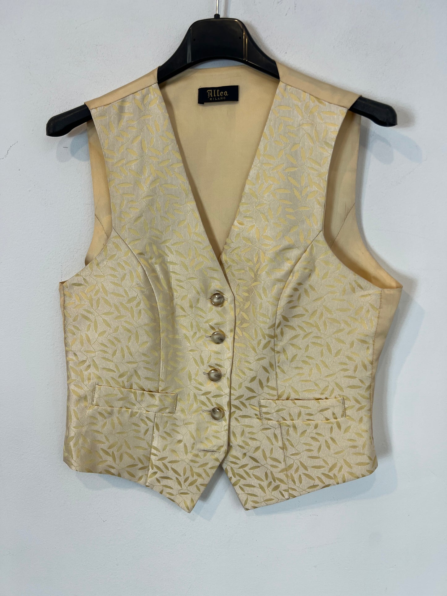 ALTEA MILANO. Chaleco seda tono pastel. T S