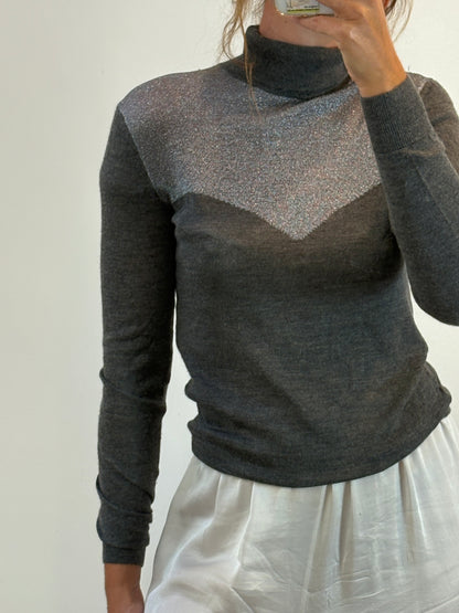 STELLA McCARTNEY. Contrast cashmere and silk sweater. T 40 (S/M)