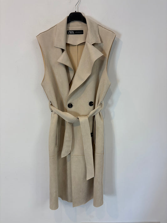 ZARA. Coral beaded jacket. TS