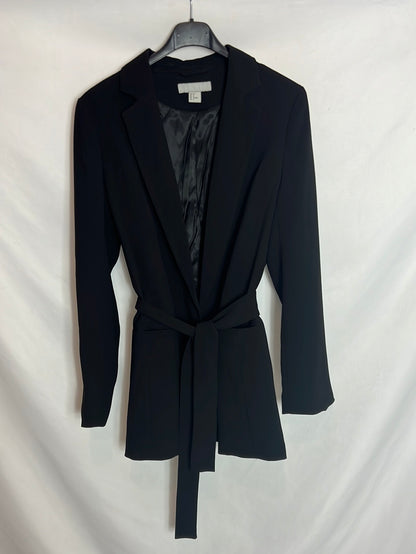 H&M.,blazer fluida larga cinturón . T 38