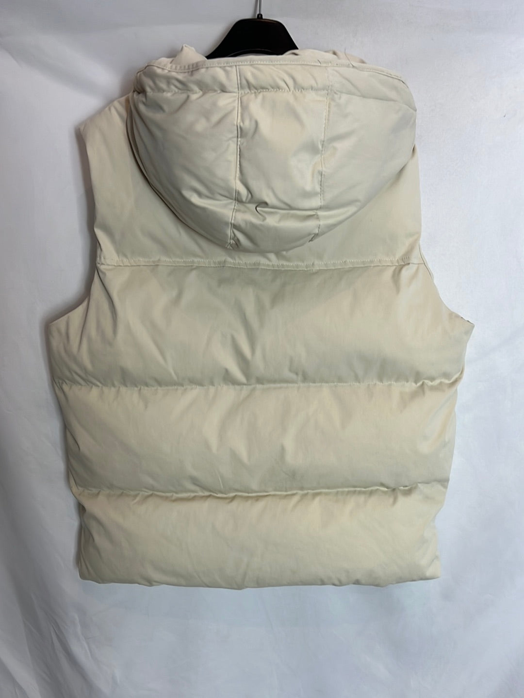 ZARA. Plumas sin mangas beige. T M