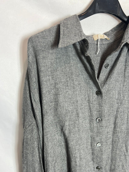 TCN. Camisa gris jaspeada textura. T S