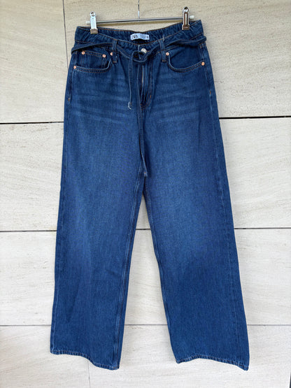 ZARA. Denim pata ancha cinturón