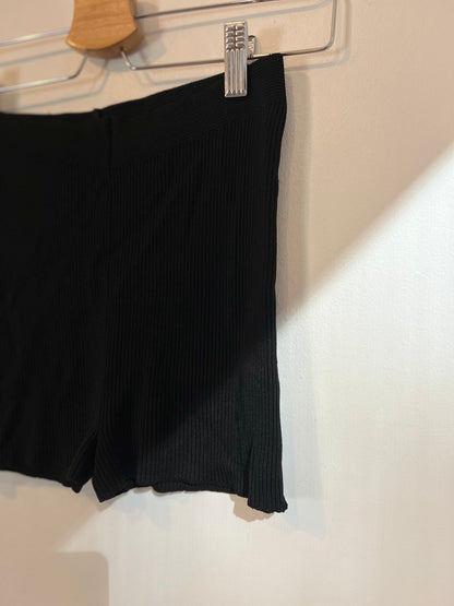 ZARA. Black ribbed fitted trousers Ts