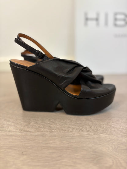 CLERGERIE. Sandalias plataforma piel en negro. T 40