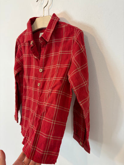 BONNET A POMPON. Camisa rojas cuadros T. 5 años