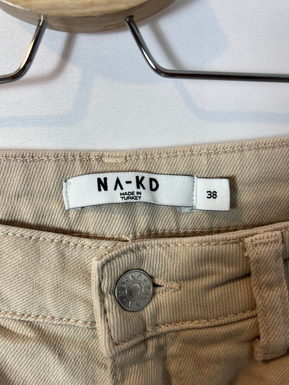 NA-KD. Pantalón denim beige T.38