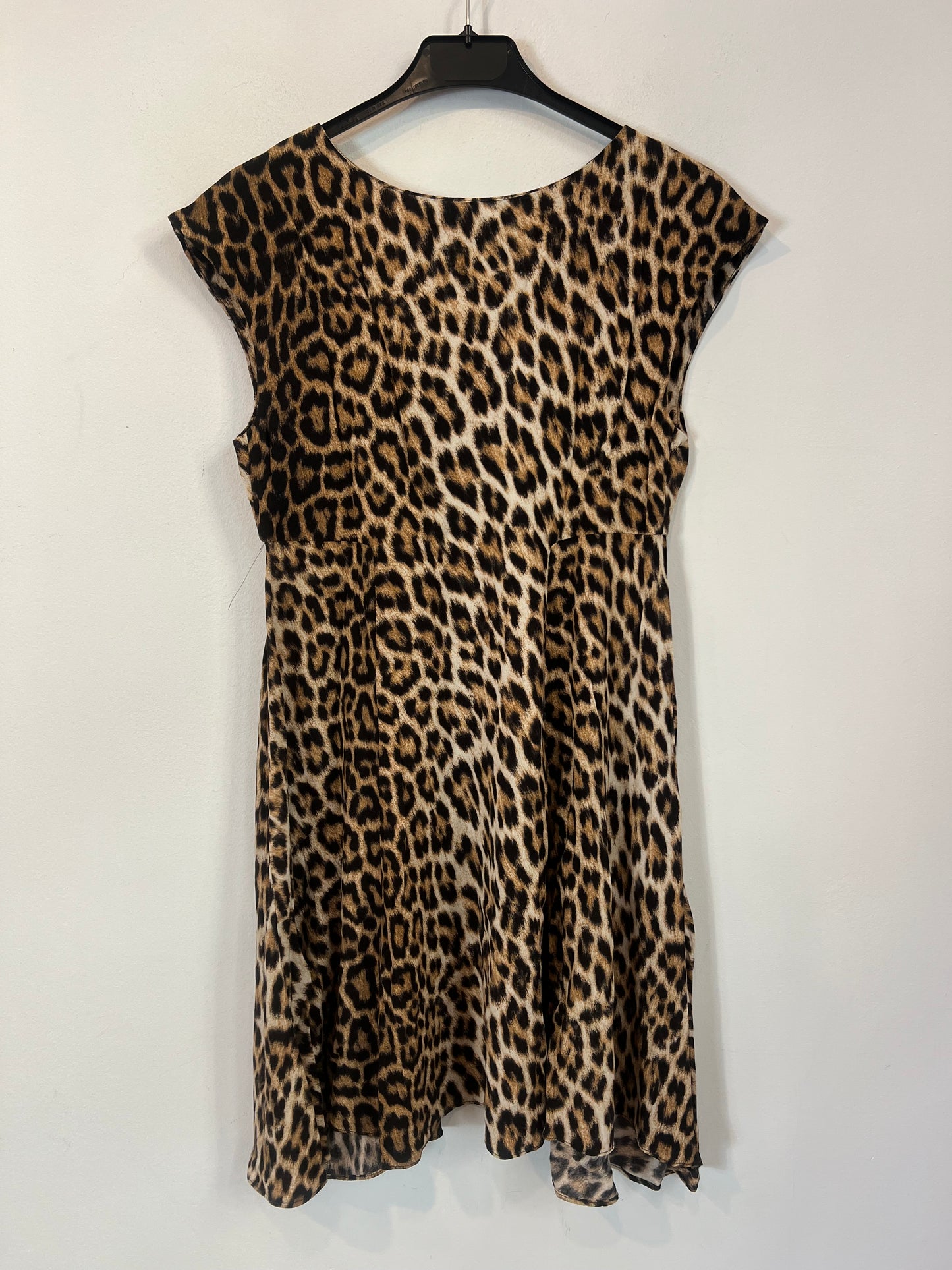 ZARA. Vestido corto animal print T.xs