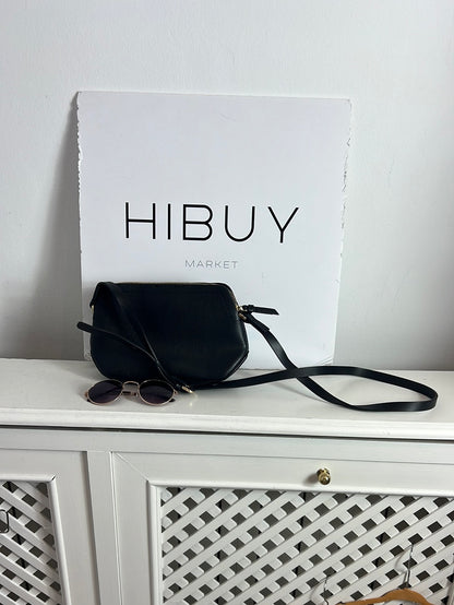 PARFOIS. Bolso negro mini