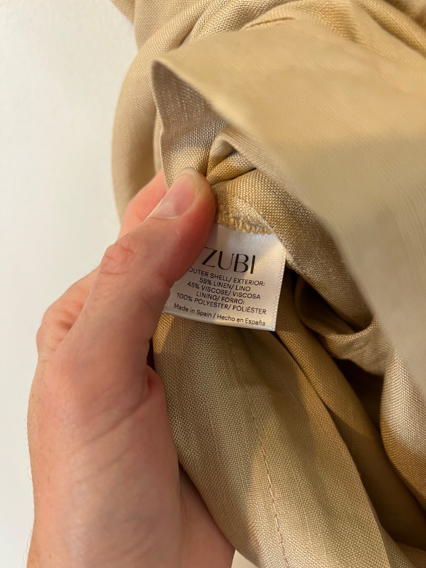ZUBI. Pantalón fluido beige T.38