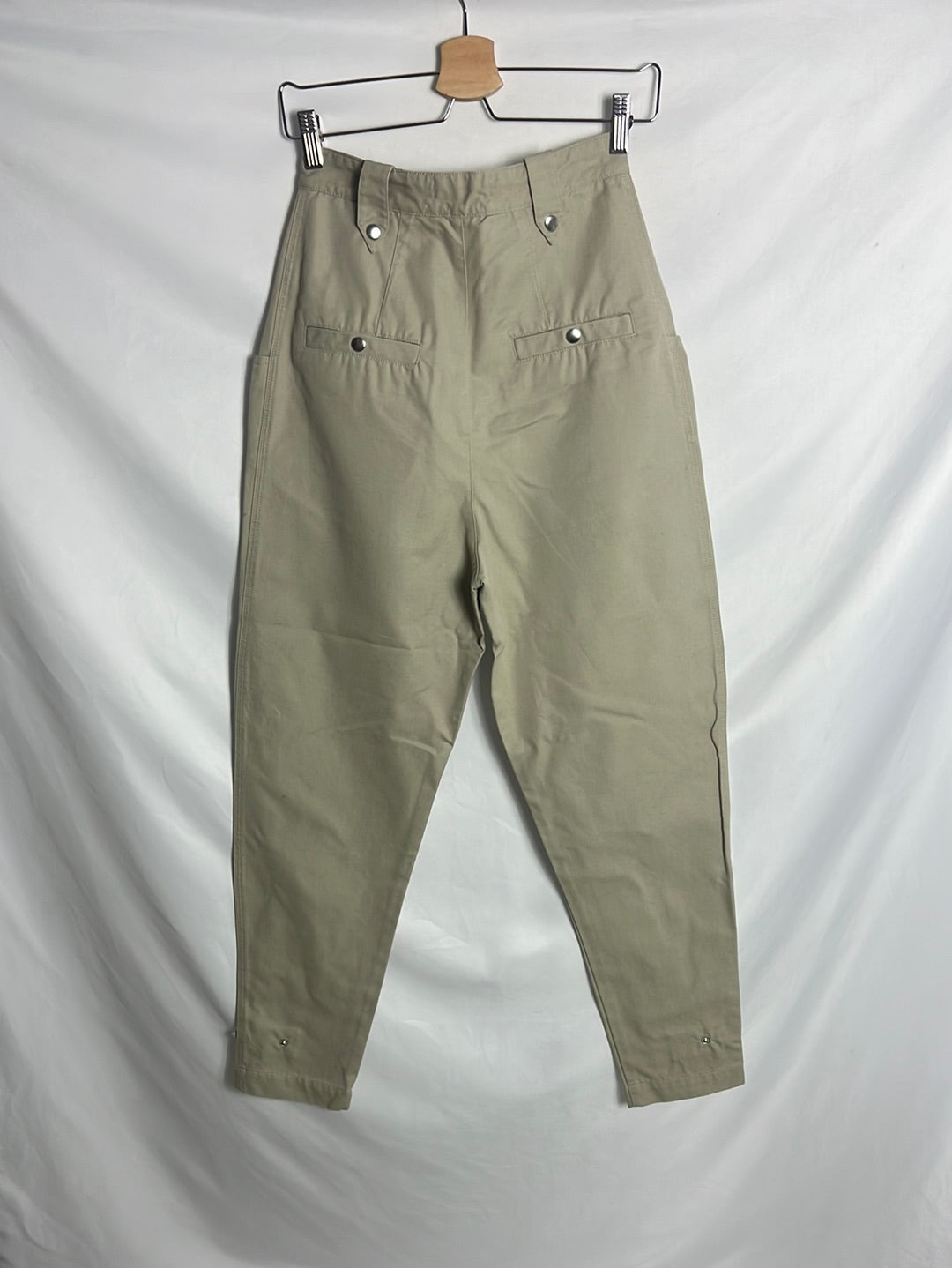 ISABEL MARANT ETOILE. Green trousers with stud details. Size 34