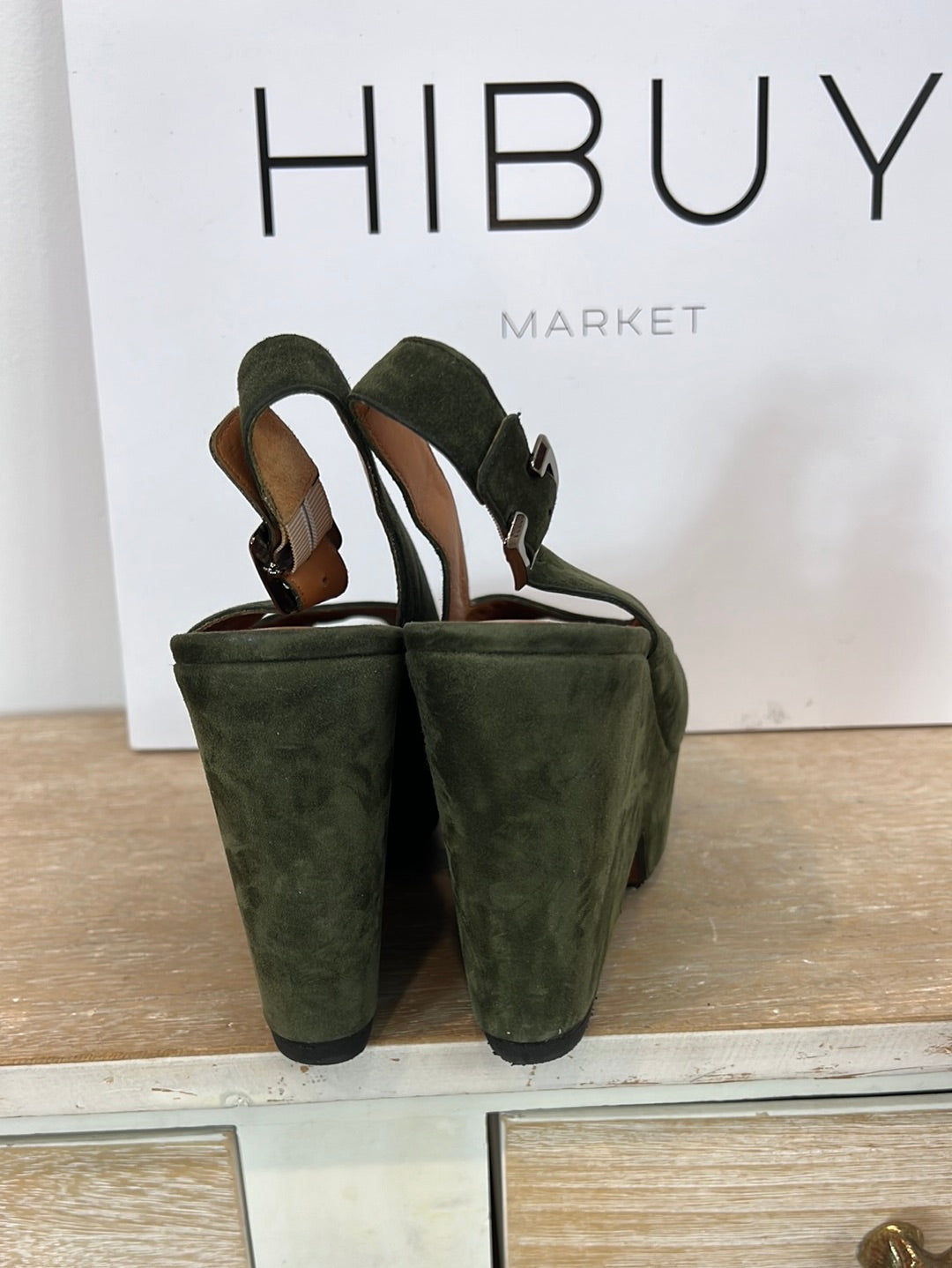 CLERGERIE. Sandalias plataforma verde  T.39