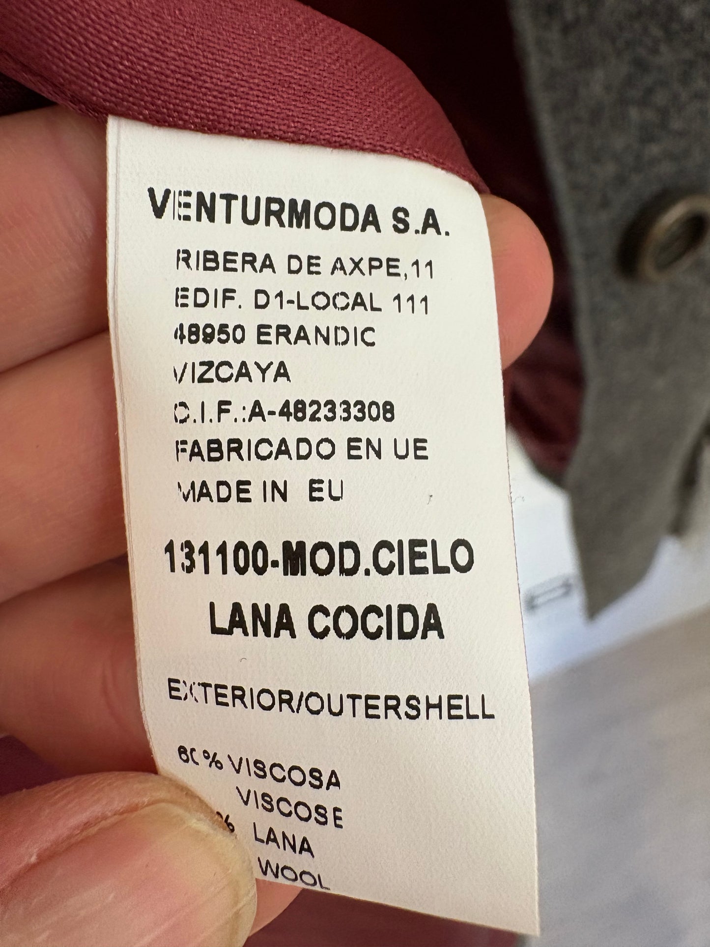 MAROLA. Mustard textured wool skirt. S/M