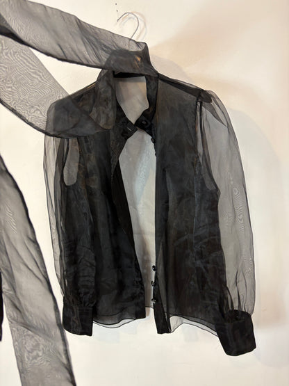 ZARA. Blusa negra organza