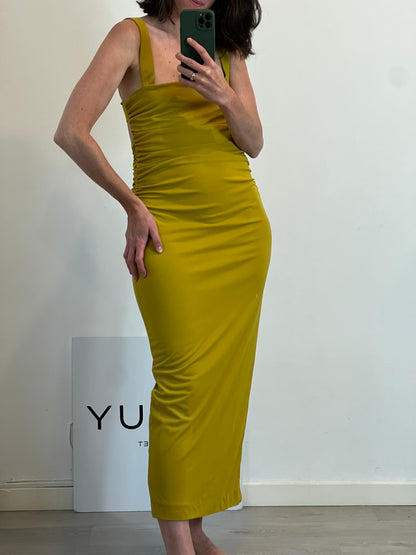 ZARA. Vestido mostaza fruncido T.s