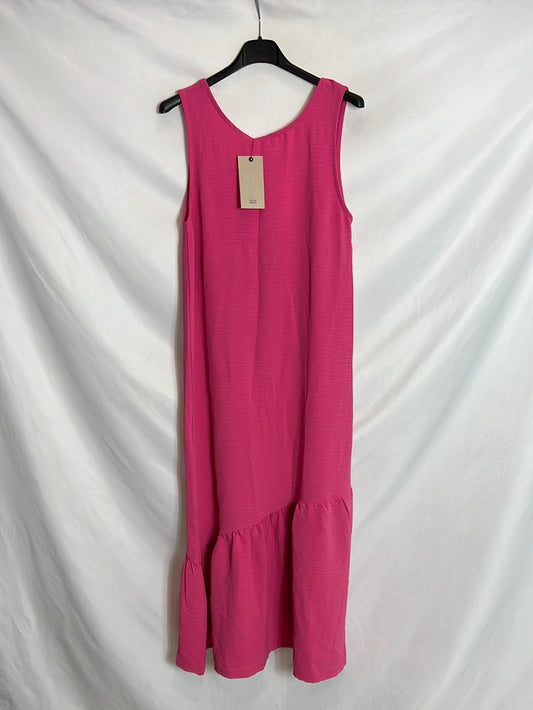 SFERA. Vestido liso rosa volante. T S