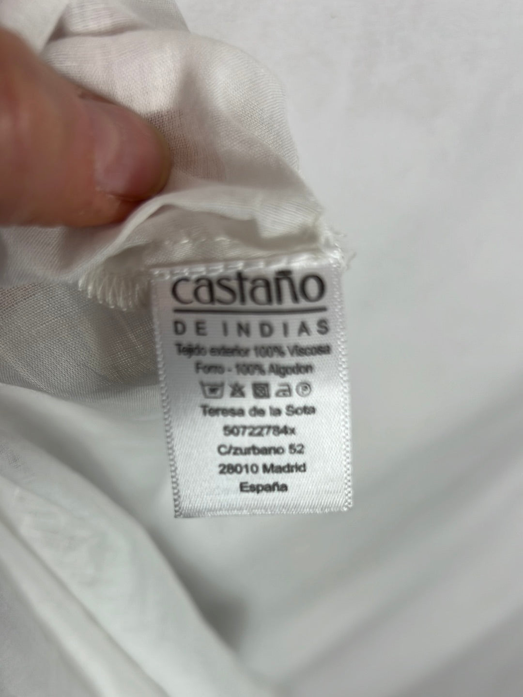 CASTAÑO DE INDIAS. Vestido largo blanco estampado. T S