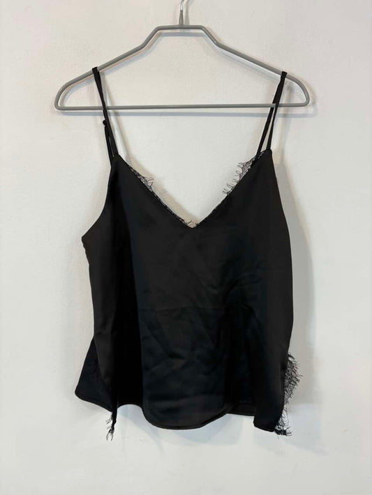 ZARA. Top negro lencero con encaje