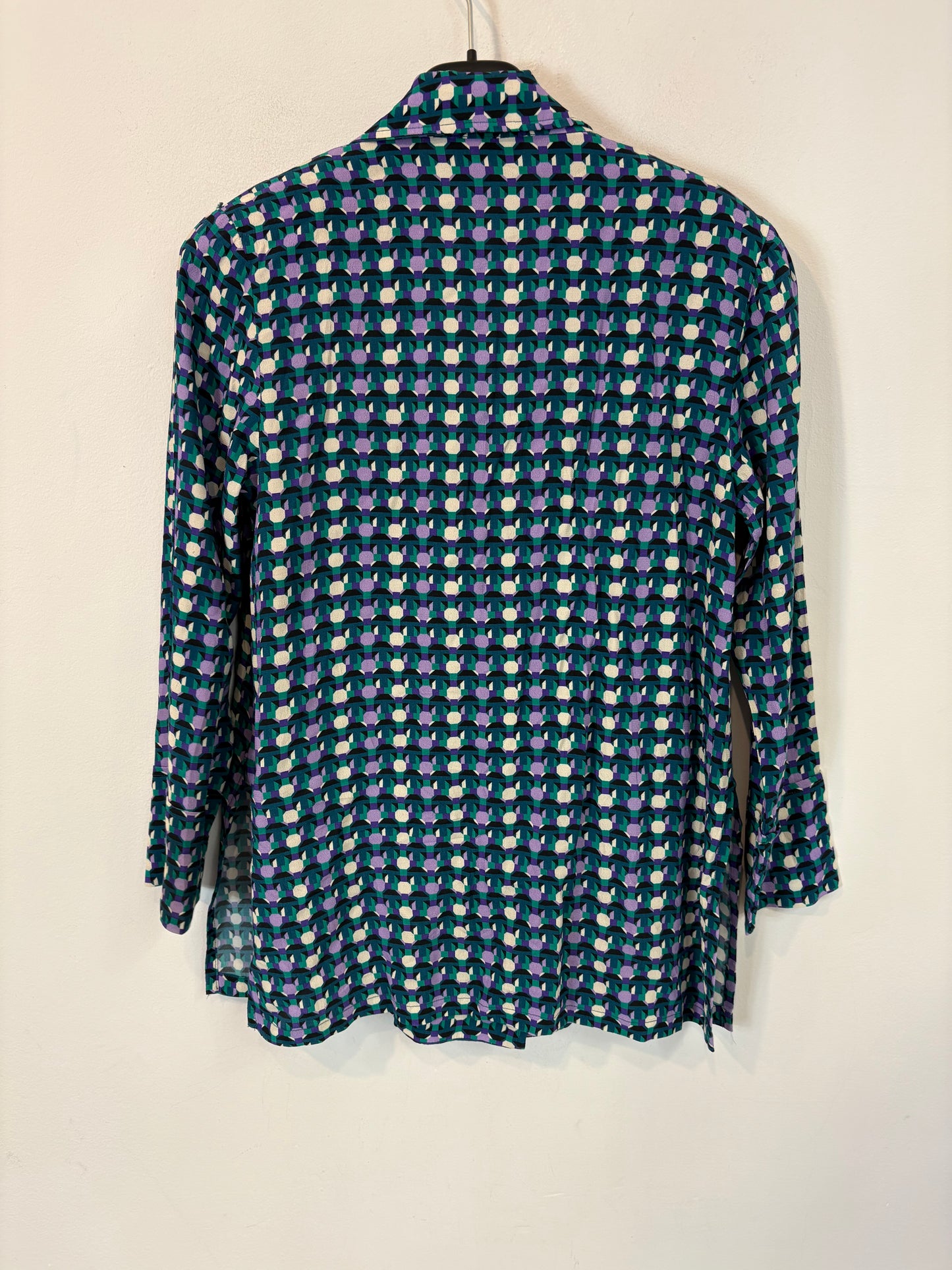 AMEÉ. Sleeveless fringed sweater S.(s)