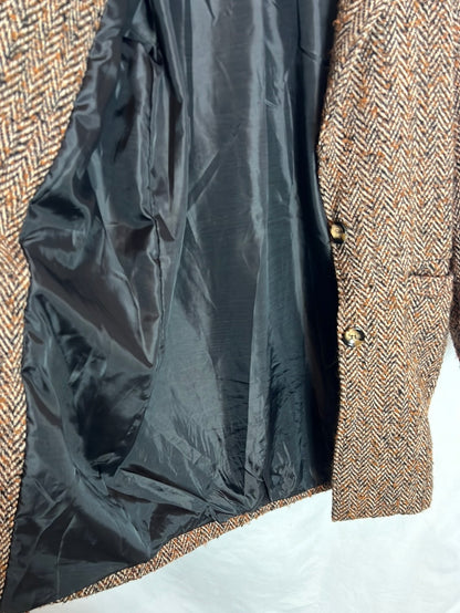 ZÚA. Herringbone coat in earth tones Tu(m)