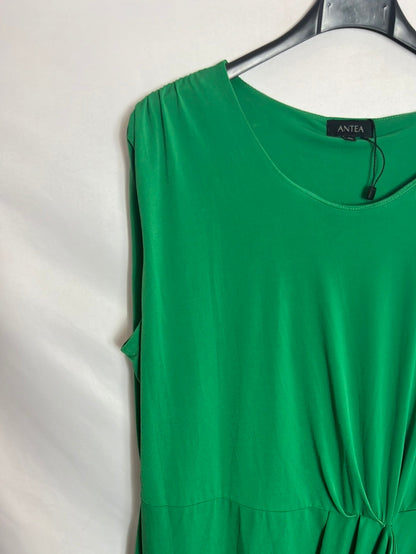 ANTEA. Flowy, gathered dress. Size XL