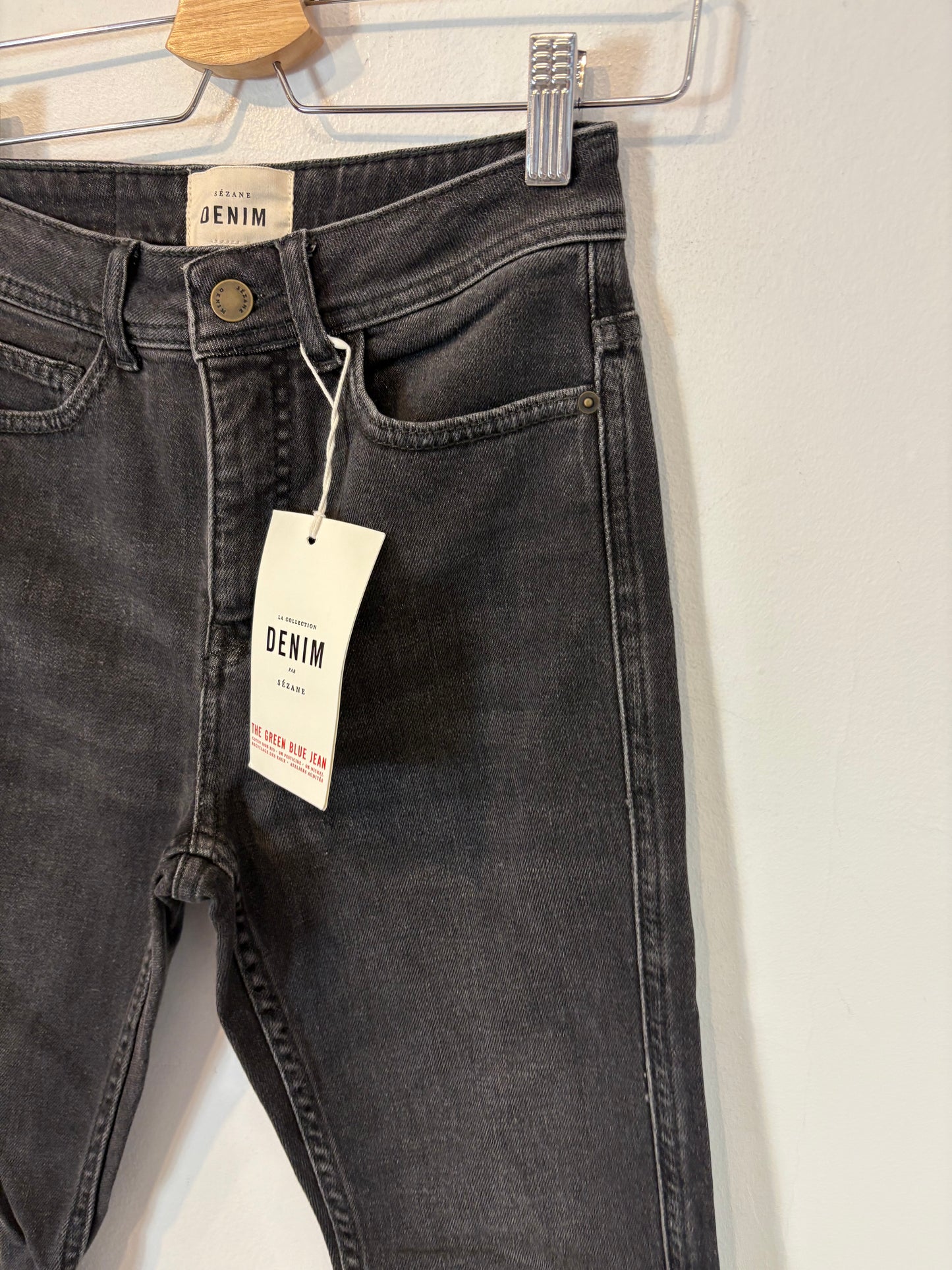 ISABEL MARANT ÉTOILE. Striped shirt with collar and cuff detail. TS