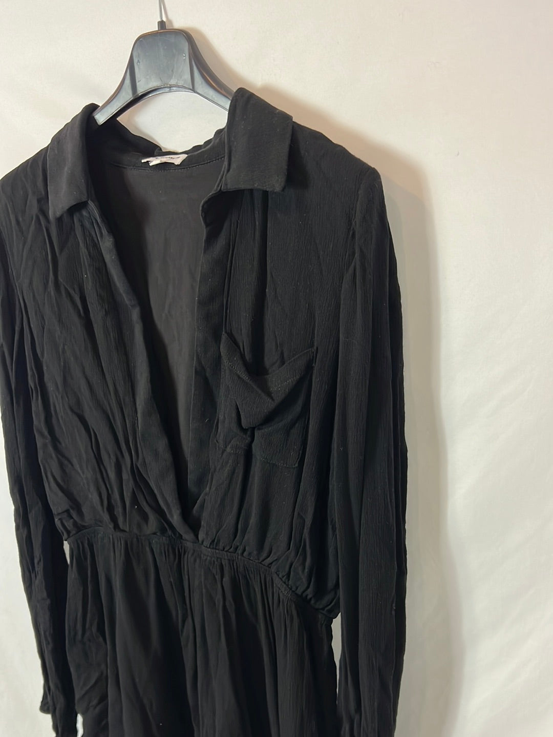 SUPERDOWN. Black open-neck jumpsuit. TL