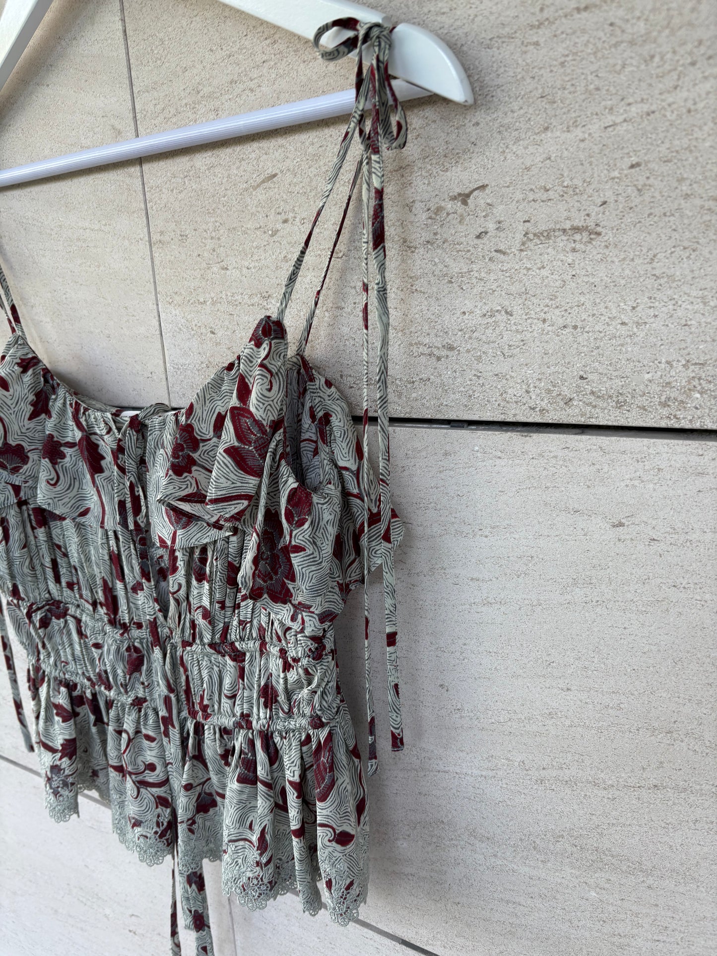 ULLA JOHNSON, Top seda estampado. T S