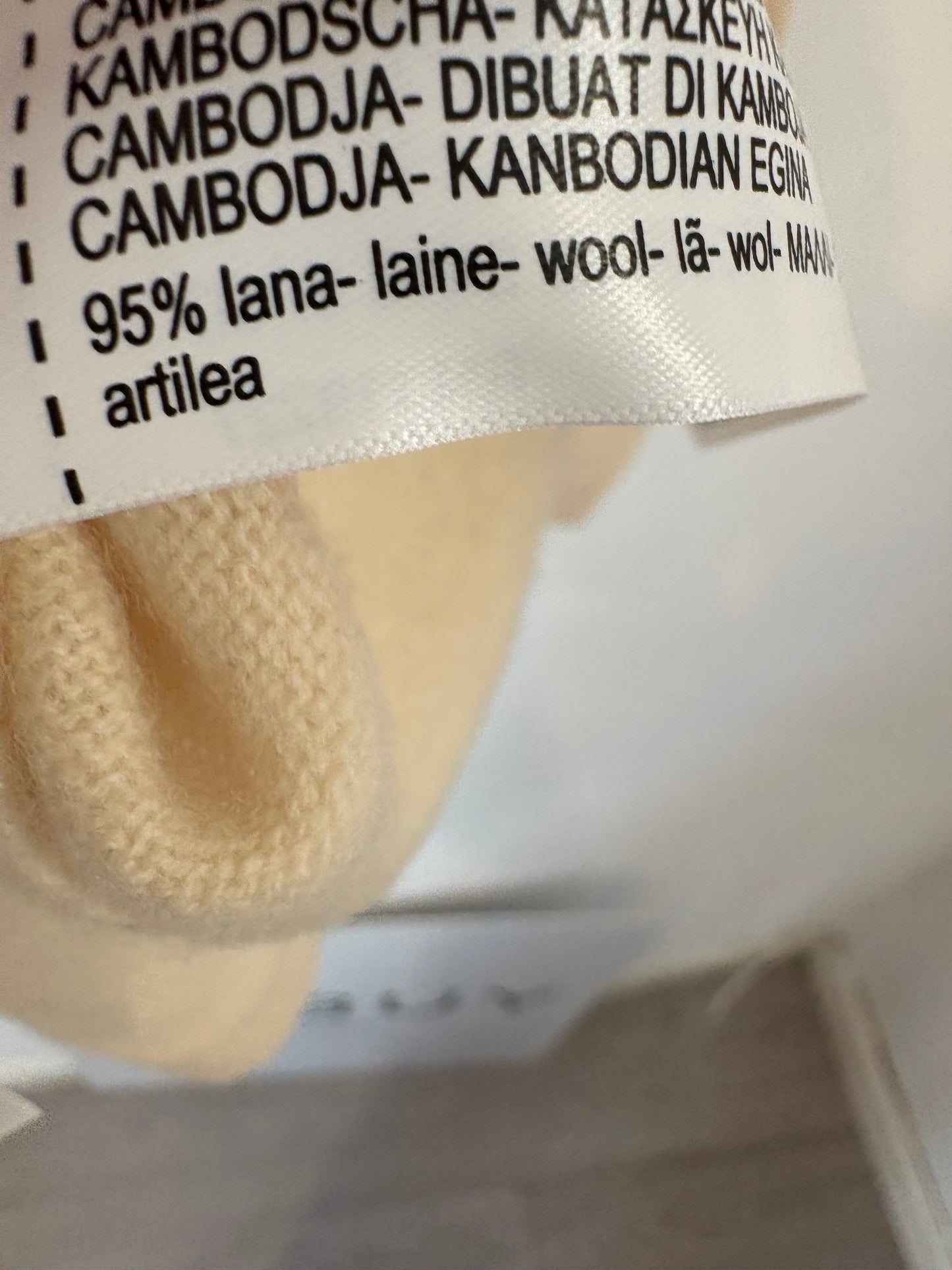 ZARA. Black stretch knit top. TL