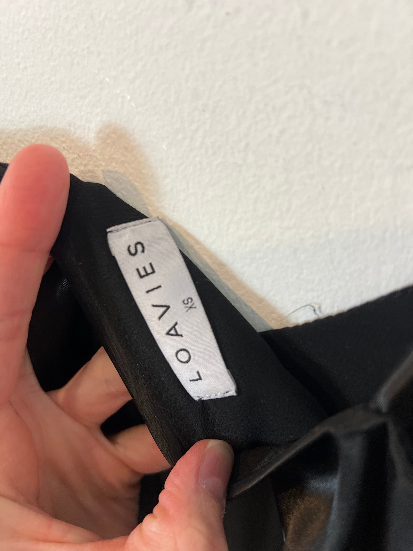 LOAVIES. Vestido negro lencero T.s