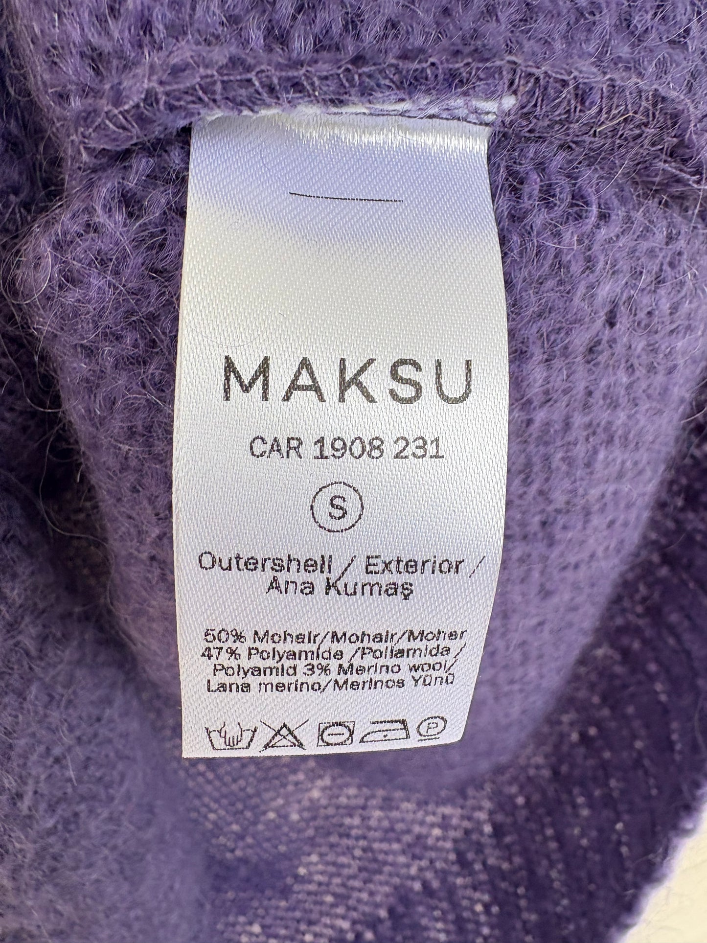 MAKSU. Cárdigan de punto lana mohair