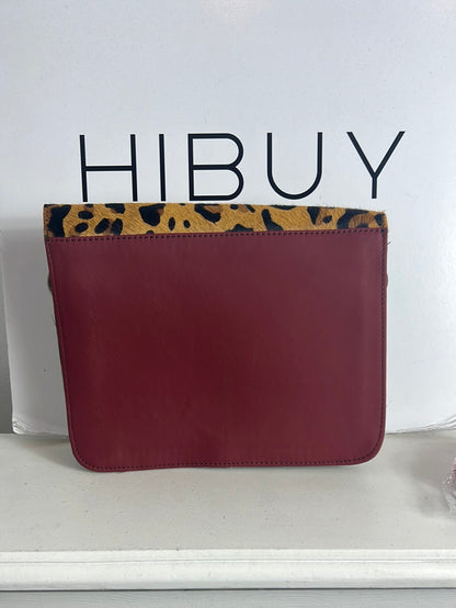 OTHER. Textured leather bag