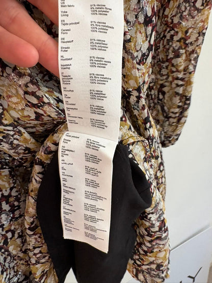 MAJE. Vestido corto estampado vuelo
