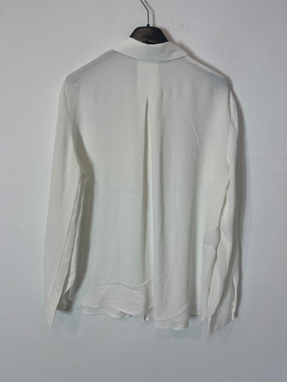 MANGO. Blusa fluida blanca. T S