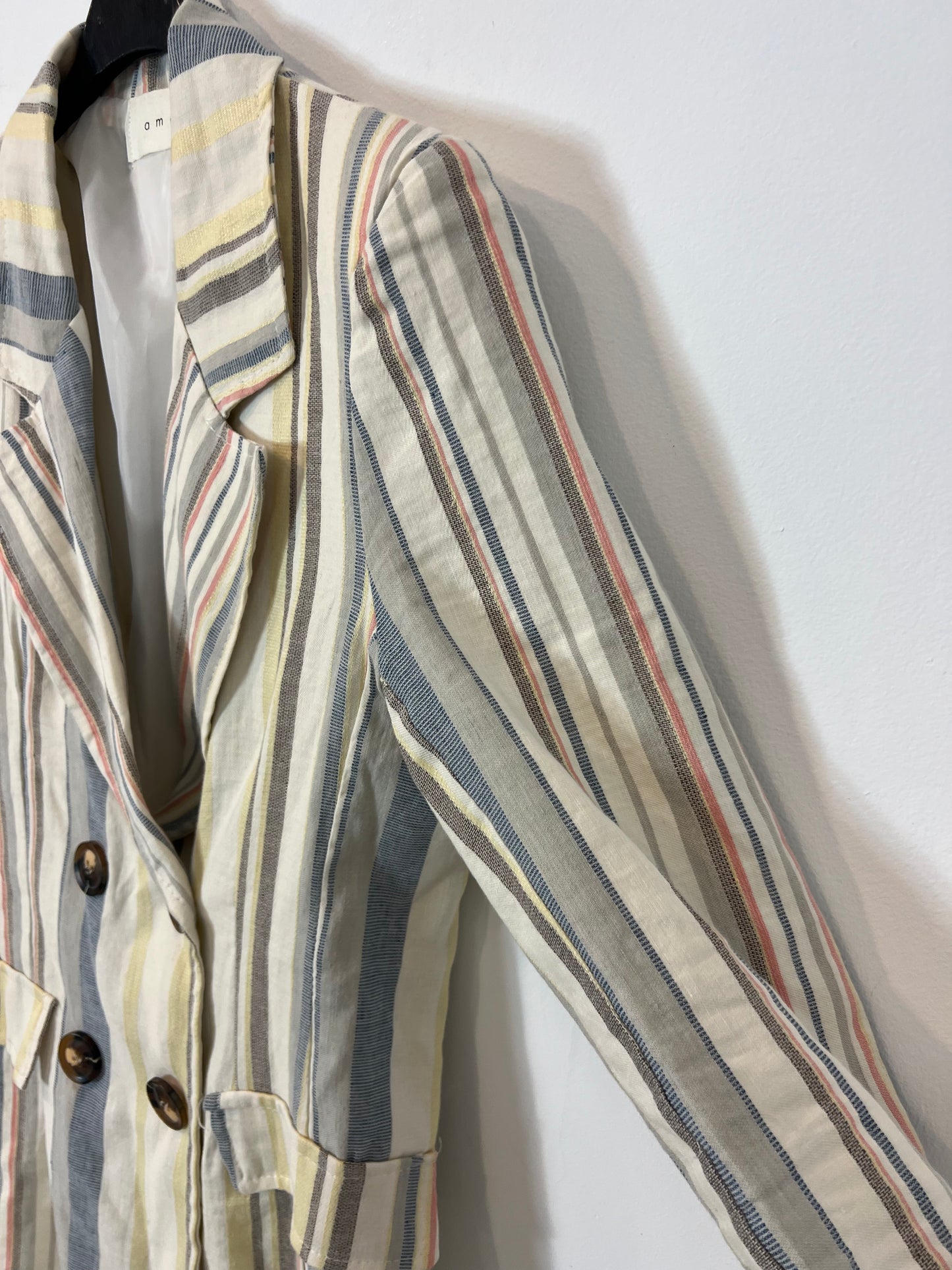 AMEÉ. Striped blazer with linen. TM