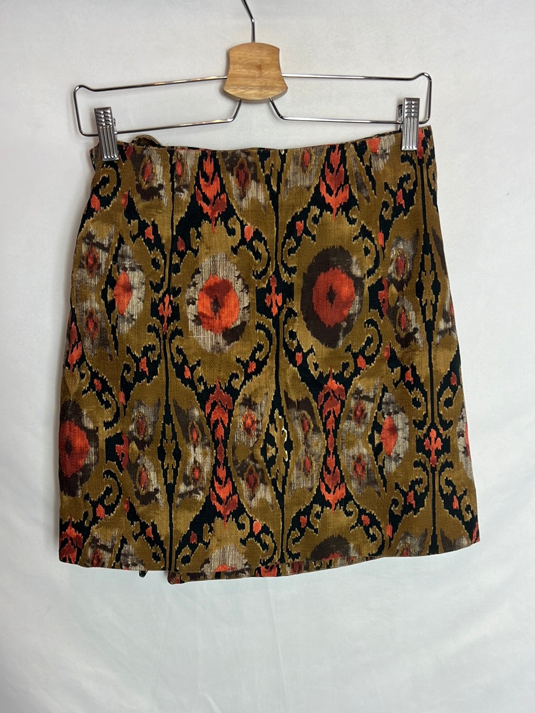 MANGO. Falda corta estampada T.m