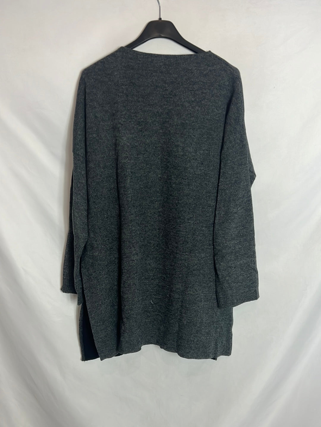 ZARA. Jersey gris largo aperturas. T S