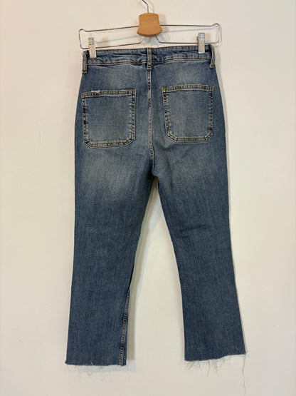 ZARA. Pantalón denim recto. T 36
