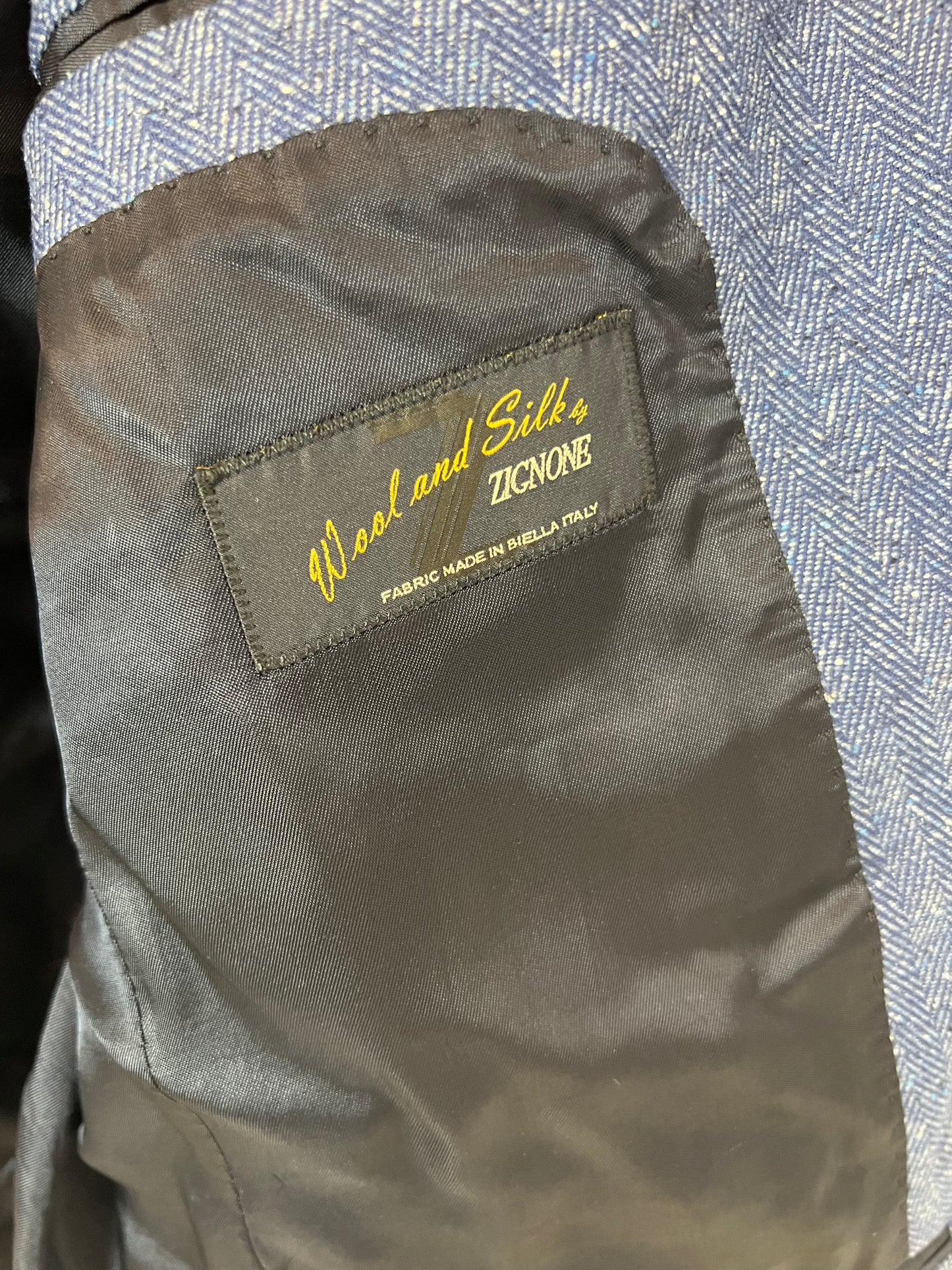 BOGGI MILANO. Blazer lana y seda azul jaspeada. T L